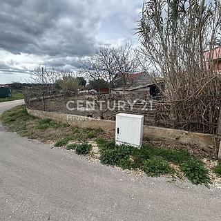 Prodej komerčního pozemku, 718m&sup2;