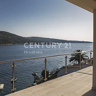 Prodej rodinného domu, 696m&sup2;