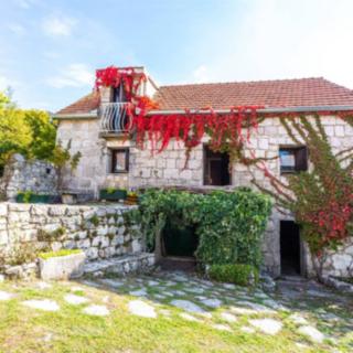 Prodej vily, 150m&sup2;