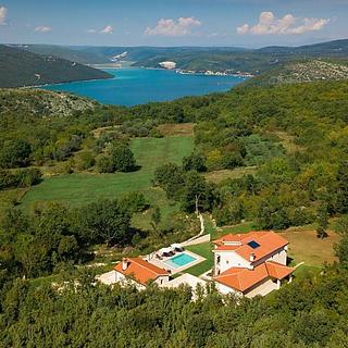 Prodej vily, 230m&sup2;