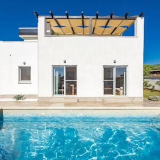 Prodej vily, 180m²