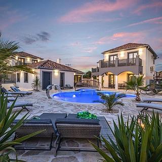 Prodej vily, 380m&sup2;