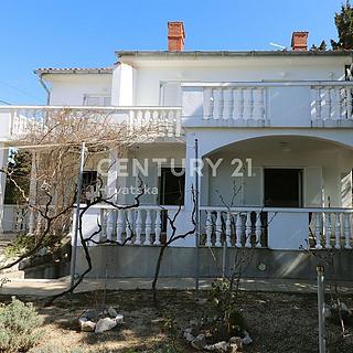 Prodej vily, 600m&sup2;