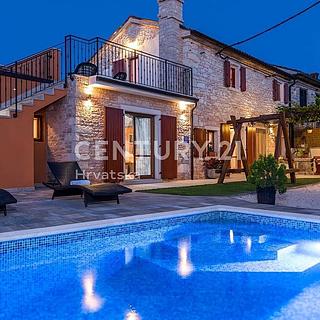 Prodej rodinného domu, 464m&sup2;