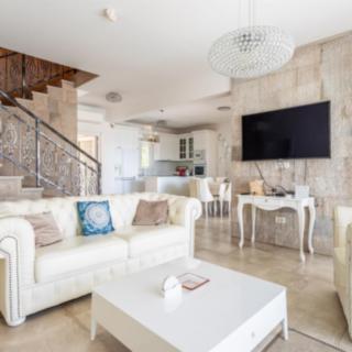 Prodej vily, 300m&sup2;