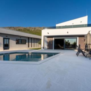 Prodej vily, 230m²