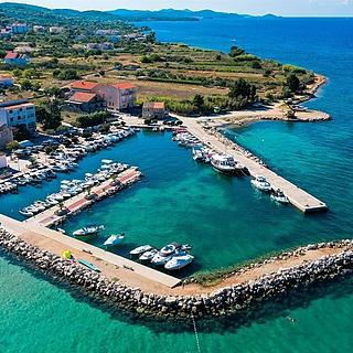 Prodej stavební parcely, 1058m²