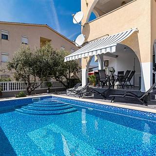 Prodej bytu 2+1, 142m&sup2;