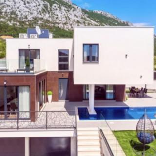Prodej vily, 320m²