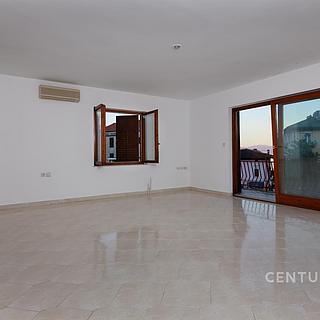 Prodej bytu 3+1, 100m&sup2;