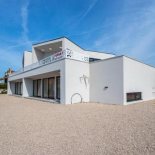 Prodej vily, 260m&sup2;