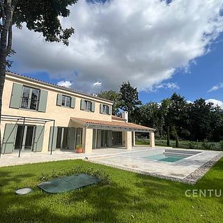 Prodej vily, 227m&sup2;