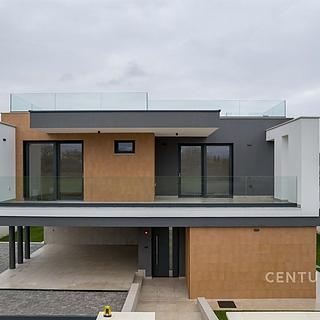 Prodej vily, 390m&sup2;