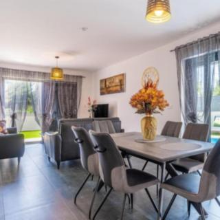 Prodej bytu 2+1, 107m²