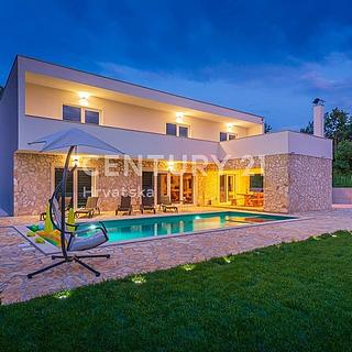 Prodej rodinného domu, 1001m&sup2;