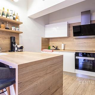 Prodej vily, 332m&sup2;