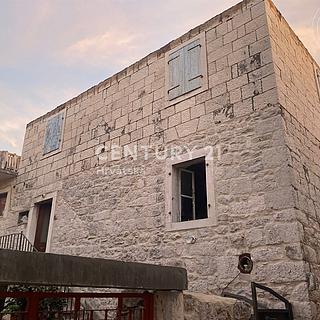 Prodej rodinného domu, 1m&sup2;