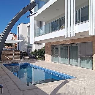 Prodej bytu 2+1, 113m&sup2;