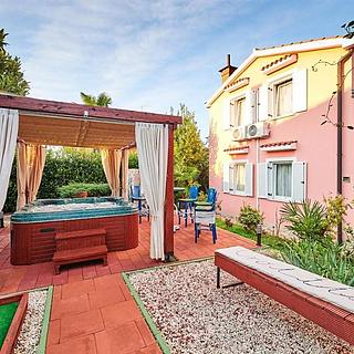 Prodej vily, 143m&sup2;