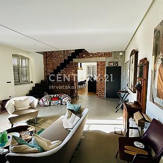 Prodej bytu 2+1, 1m&sup2;