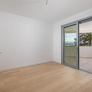 Prodej bytu 1+1, 102m&sup2;
