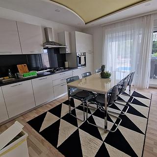 Prodej vily, 150m&sup2;