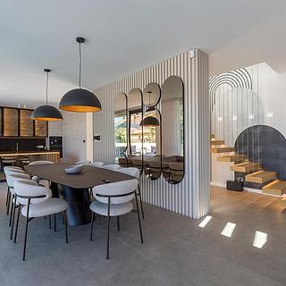 Prodej vily, 250m&sup2;