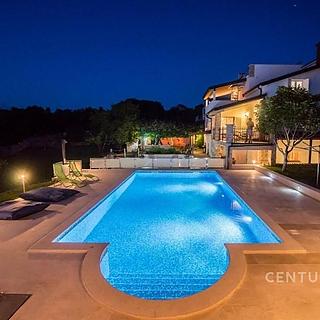 Prodej vily, 350m&sup2;