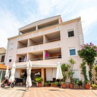 Prodej vily, 650m²