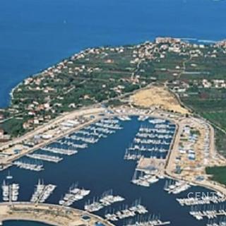 Prodej stavební parcely, 1207m²