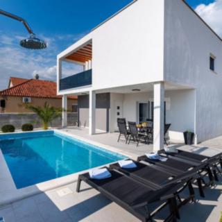 Prodej vily, 126m&sup2;