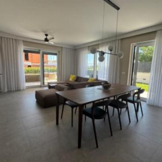 Prodej bytu 3+1, 157m²