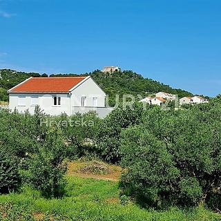 Prodej rodinného domu, 350m&sup2;