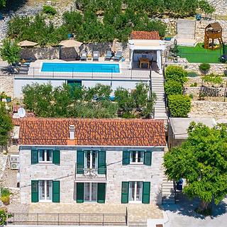 Prodej vily, 160m&sup2;