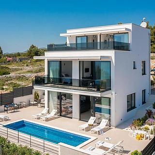 Prodej vily, 270m&sup2;