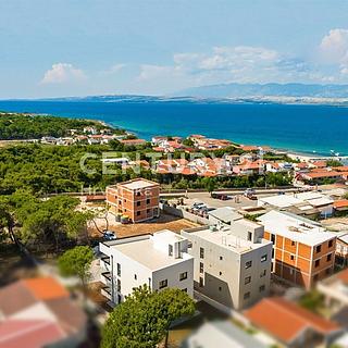 Prodej bytu 3+1, 1m&sup2;