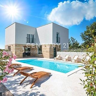 Prodej rodinného domu, 552m&sup2;