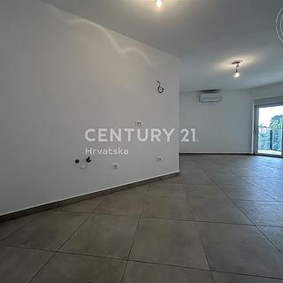 Prodej bytu 3+1, 1m&sup2;