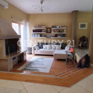 Prodej rodinného domu, 409m²
