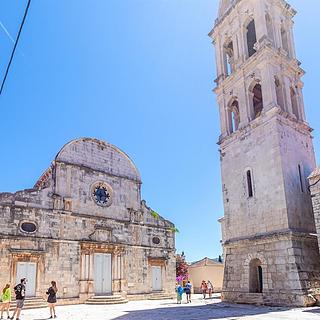 Prodej stavební parcely, 90435m²