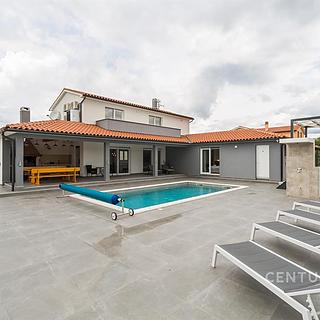 Prodej vily, 180m&sup2;