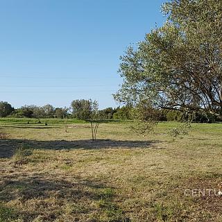 Prodej stavební parcely, 6599m&sup2;