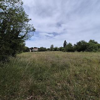 Prodej stavební parcely, 676m²