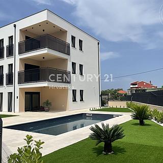 Prodej bytu 3+1, 1m²