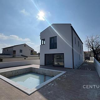 Prodej vily, 180m&sup2;