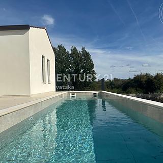 Prodej rodinného domu, 911m²