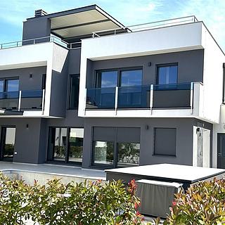 Prodej vily, 260m&sup2;