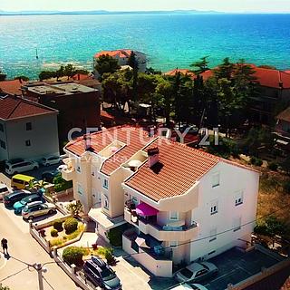 Prodej rodinného domu, 780m²