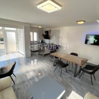 Prodej bytu 5+1 a více, 1m²