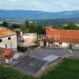 Prodej rodinného domu, 3300m&sup2;